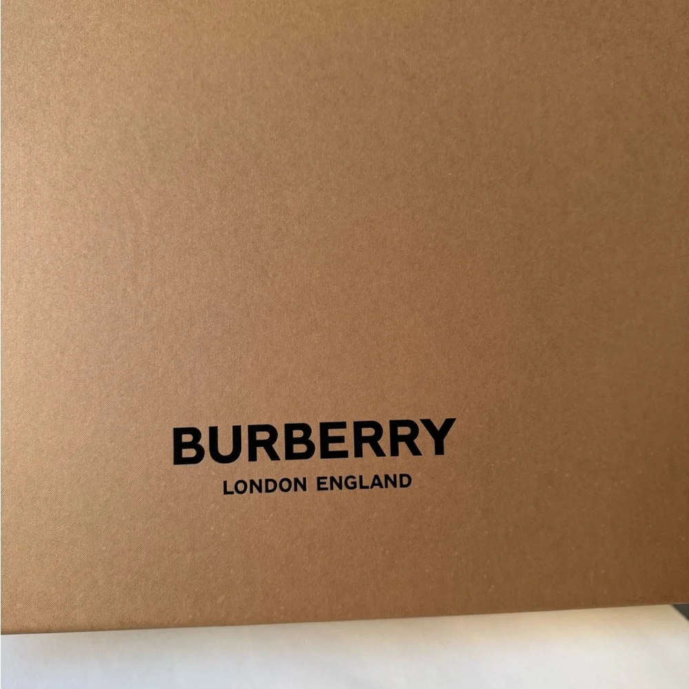 Burberry Kids Girls Chelsea Black Ankle Boots with Red Striped Bow